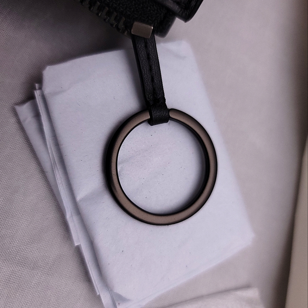 Coach Key Case - Picture 4 of 11
